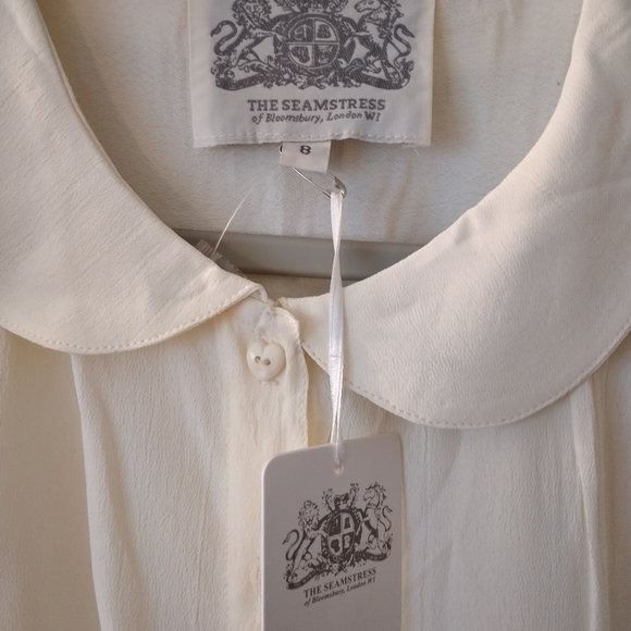 Ivory vintage inspired button up blouse - Picture 3 of 3